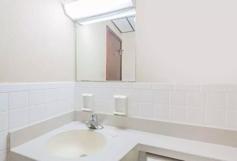 هتل Days Inn By Wyndham Pittsburgh