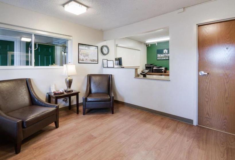 ホテル Hometowne Studios Dallas Fort Worth