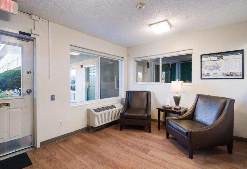 ホテル Hometowne Studios Dallas Fort Worth