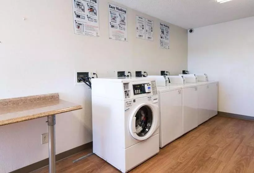 호텔 Hometowne Studios Dallas  Fort Worth