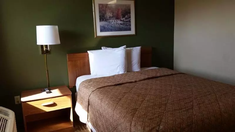 ホテル Birch Hill Suites Kansas City – Independence