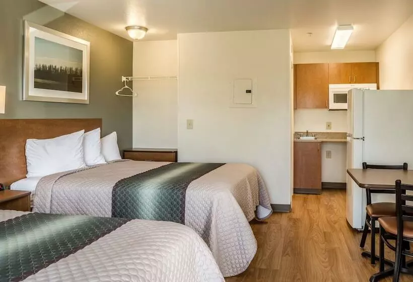 酒店 Hometowne Studios By Red Roof Salem, Or