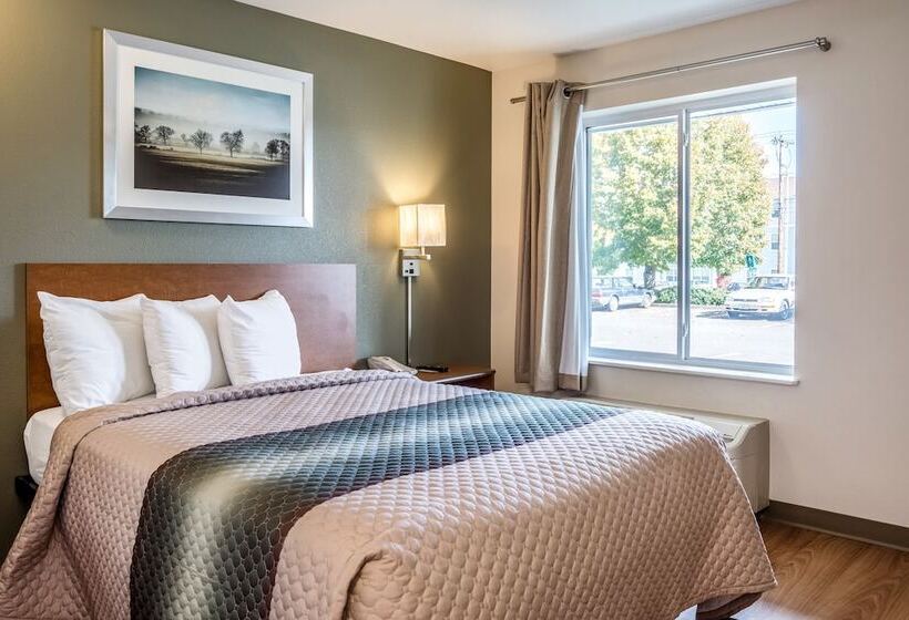 Szálloda Hometowne Studios By Red Roof Salem, Or