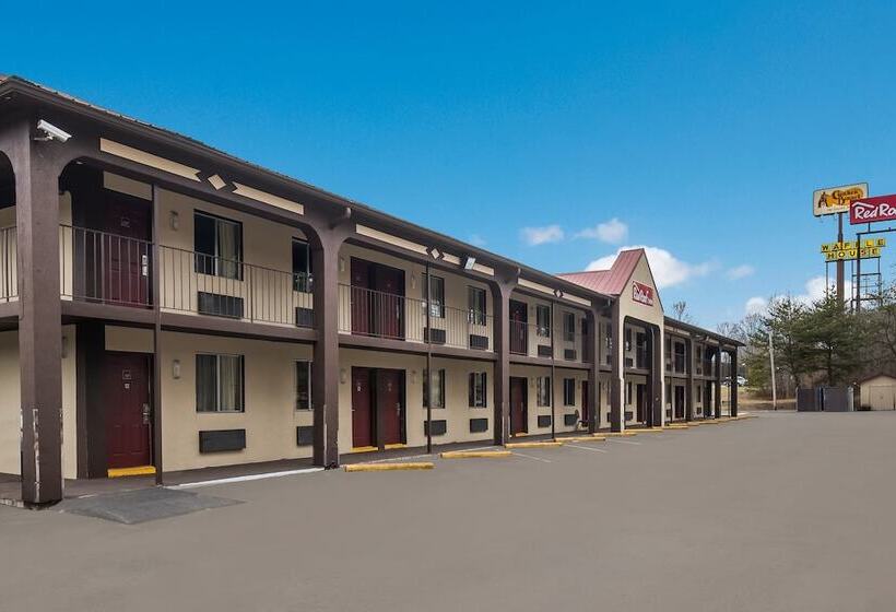 Отель Red Roof Inn Crossville