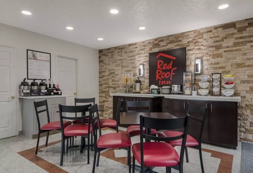 Отель Red Roof Inn Crossville