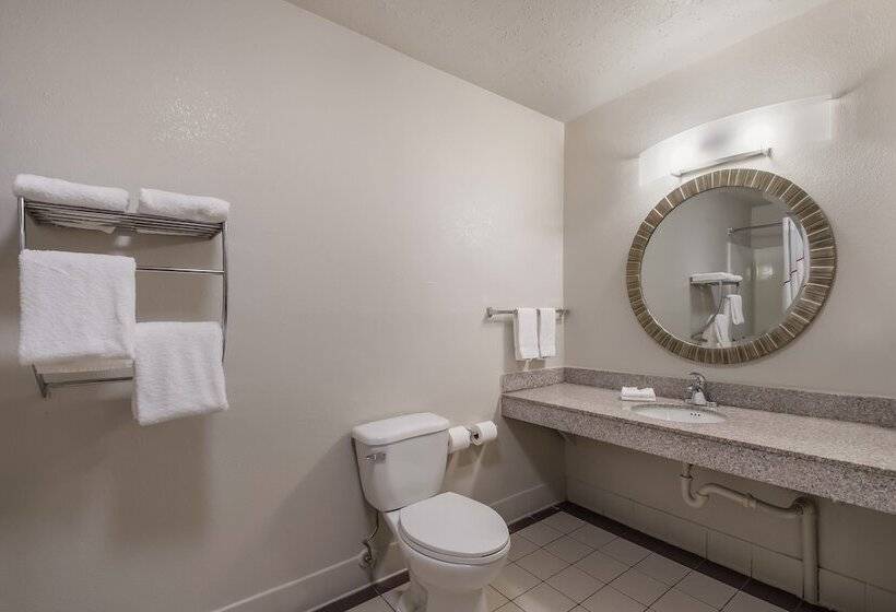 Отель Red Roof Inn Crossville