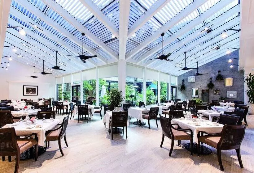 בית מלון כפרי The Charleston Place