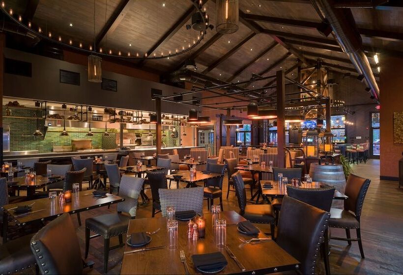 فندق The Craftsman Inn & Suites