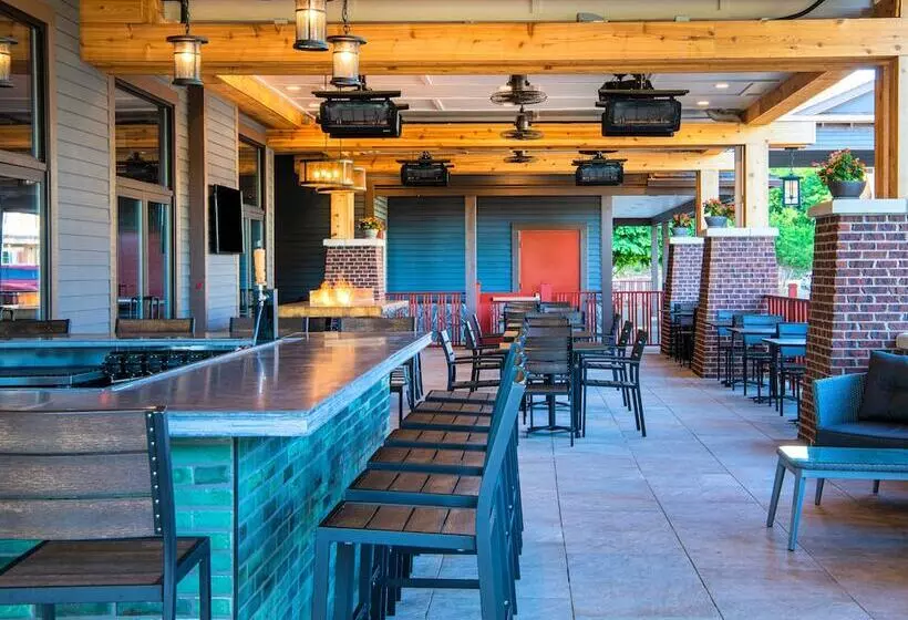 호텔 The Craftsman Inn & Suites