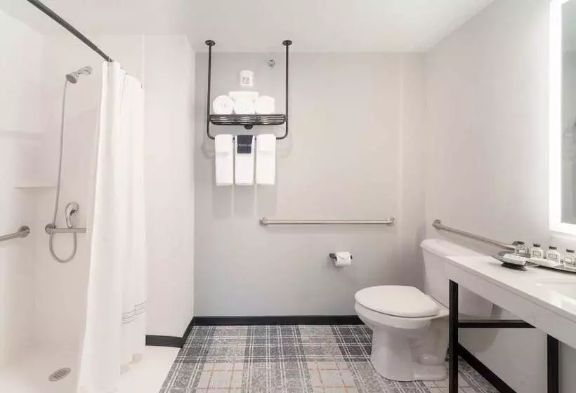 호텔 The Craftsman Inn & Suites