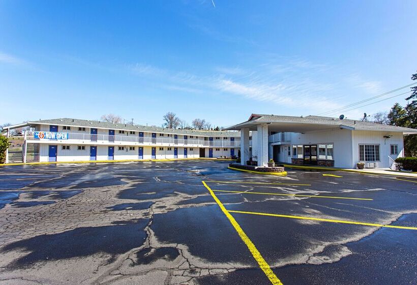 Motel 6 Pendleton, Or  West