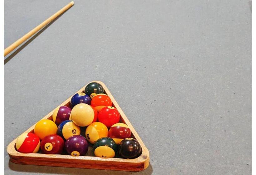 فندق على الطريق Asteria Inn And Suites