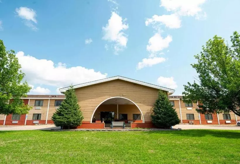 汽车旅馆 Asteria Inn And Suites