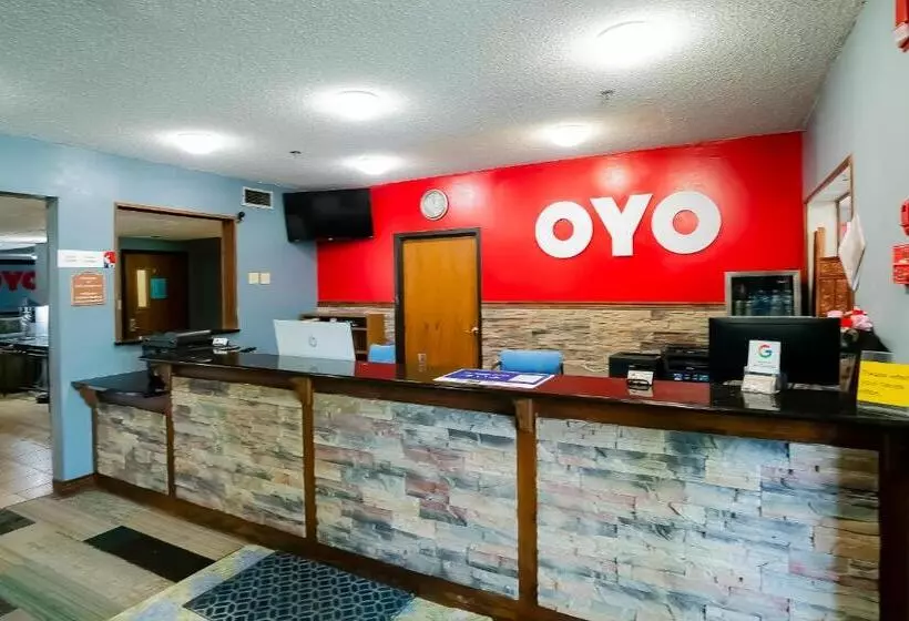 汽车旅馆 Asteria Inn And Suites