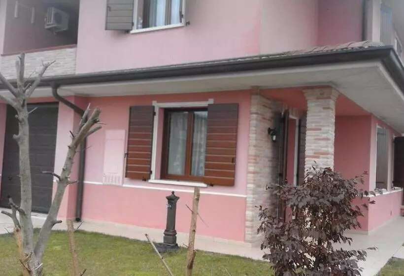 تختخواب و صبحانه Al Calypso