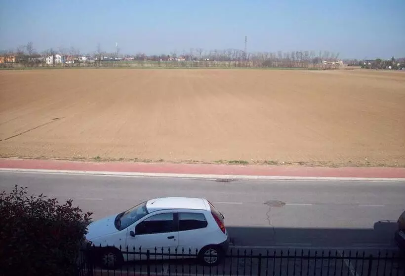 تختخواب و صبحانه Al Calypso