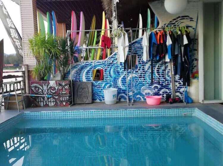 여관 Karma White Castle