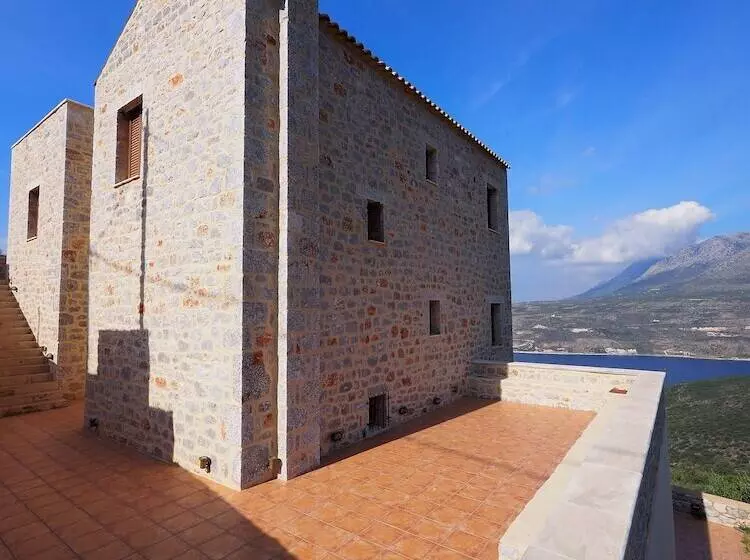 Hostelli Sofia Limeni View