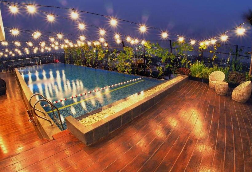 בית מלון כפרי Aviary Bintaro