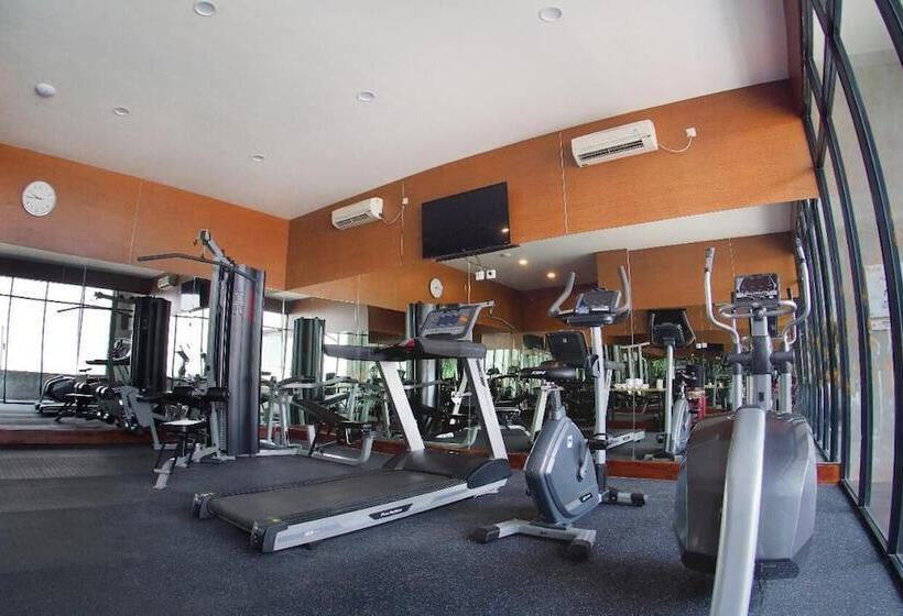 בית מלון כפרי Aviary Bintaro