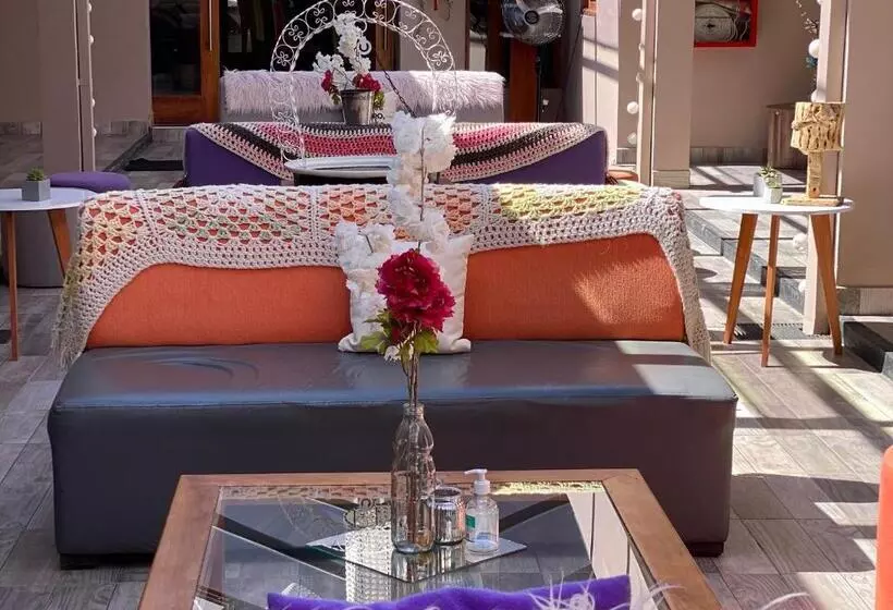 ホテル Colonial Tafi Del Valle By Dot Tradition