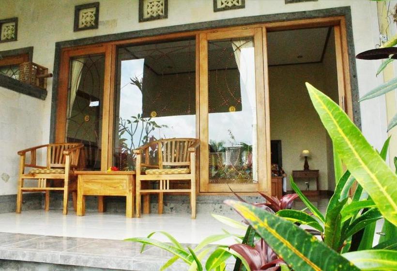 בית מלון כפרי Monka House