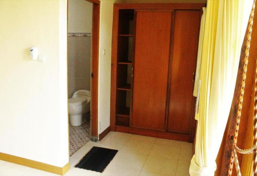 בית מלון כפרי Monka House