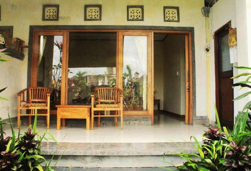 בית מלון כפרי Monka House