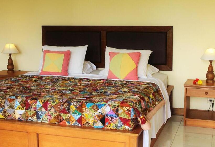 בית מלון כפרי Monka House