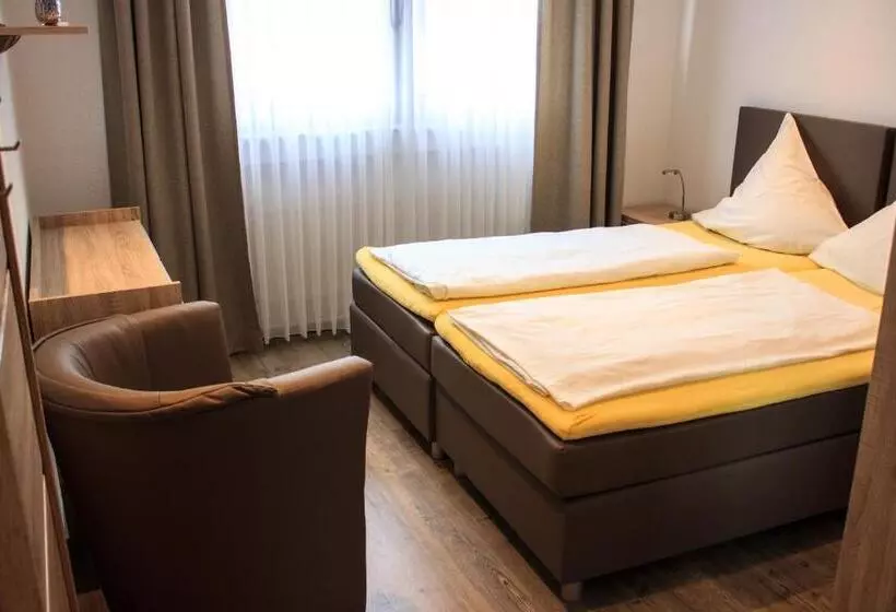 Majatalo Zur Brücke