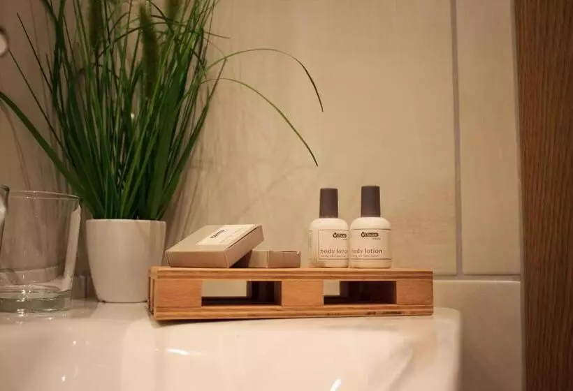 Majatalo Zur Brücke