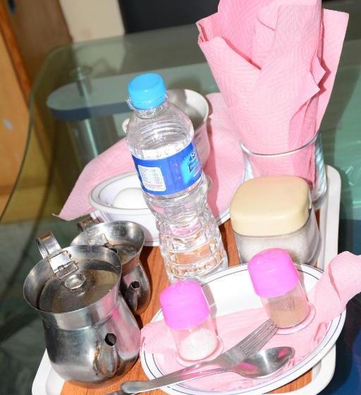 هتل Alpine Faizabad