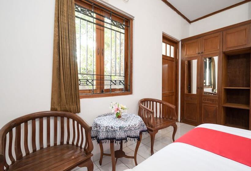 Hotell Oyo 1778 Omah Duwet