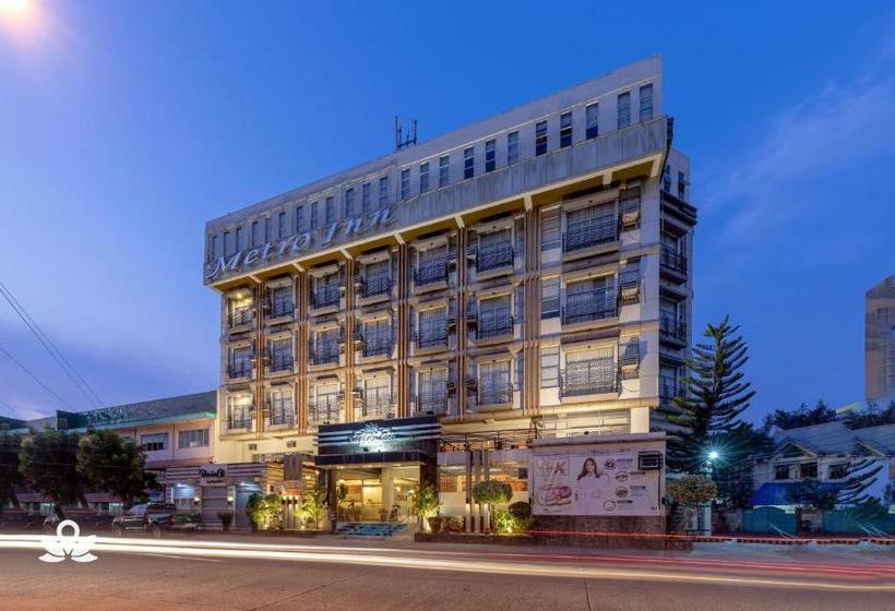 בית מלון כפרי Zen Rooms Metro Inn Bacolod