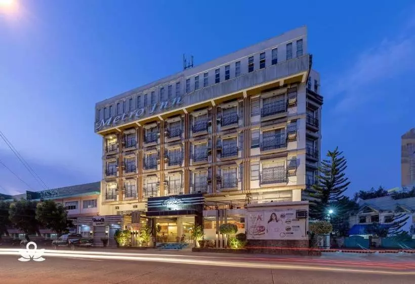 هتل Zen Rooms Metro Inn Bacolod