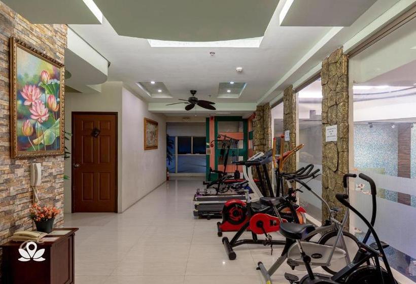 בית מלון כפרי Zen Rooms Metro Inn Bacolod