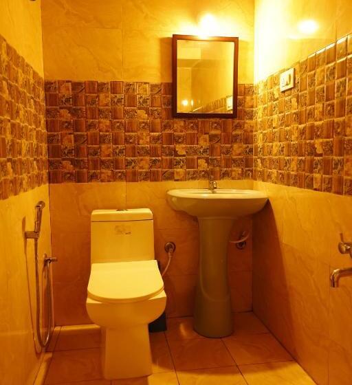 ペンション Kollanoor Guest House