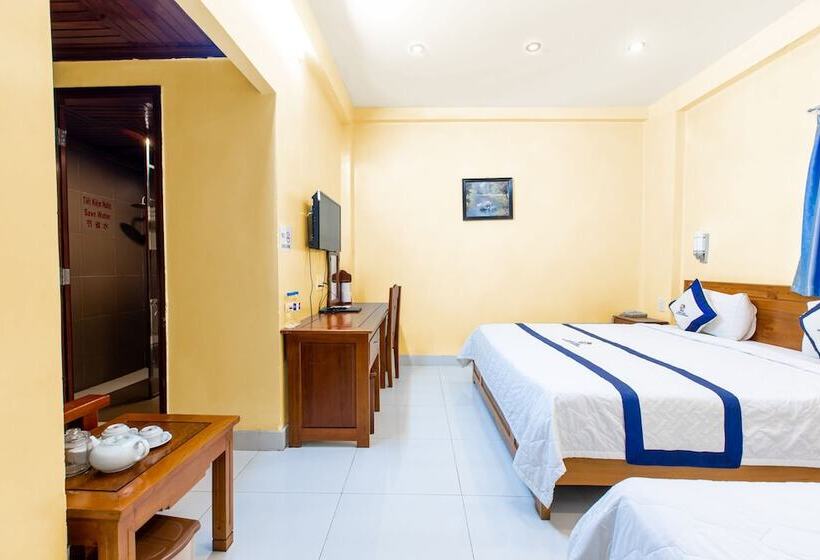 هتل Khách Sạn Hạnh Long