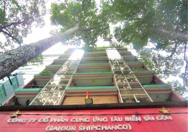 هتل Khách Sạn Hạnh Long