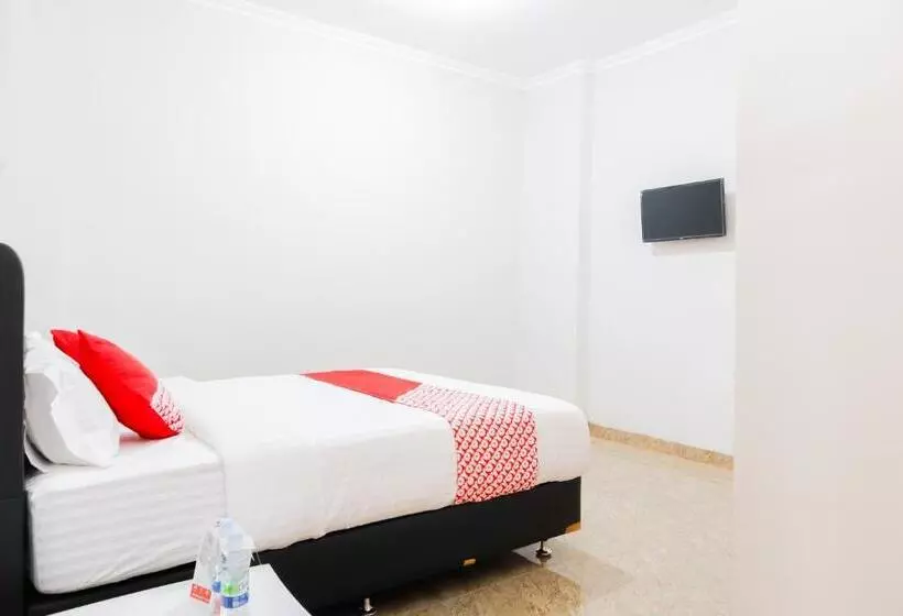 ホテル Oyo 1519 Axl Residence