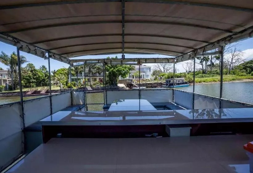 Majatalo 182 Old Transkei Road