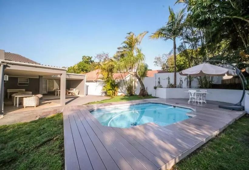 Majatalo 182 Old Transkei Road