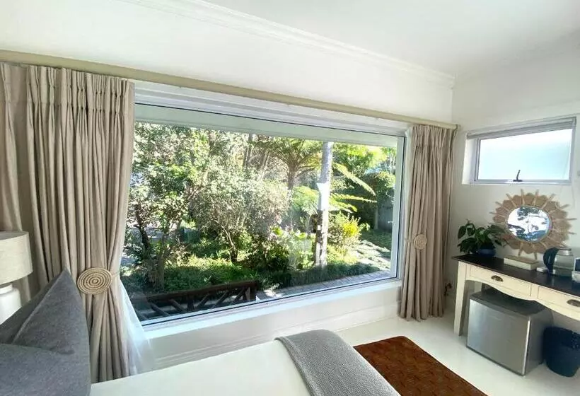 Majatalo 182 Old Transkei Road