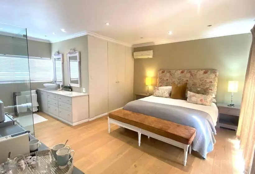 Majatalo 182 Old Transkei Road