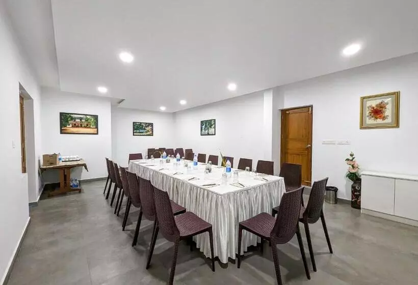 リゾートホテル Once Upon The River, Aluva   Near Cochin International Airport