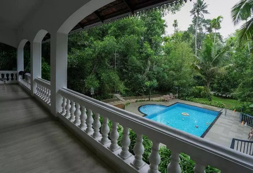 リゾートホテル Once Upon The River, Aluva   Near Cochin International Airport