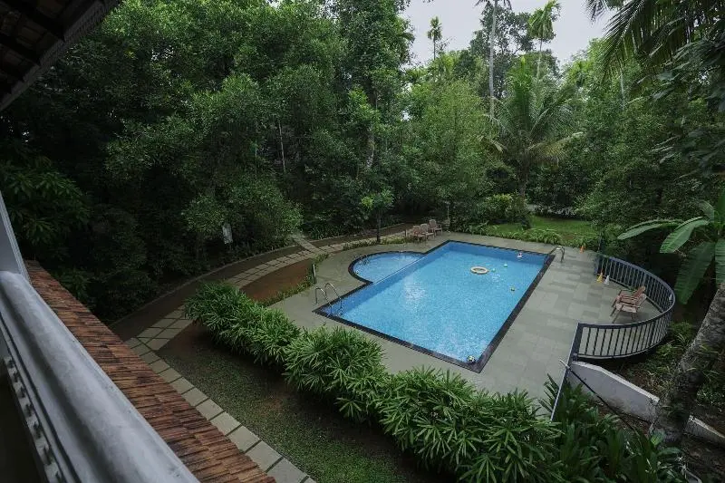 リゾートホテル Once Upon The River, Aluva   Near Cochin International Airport