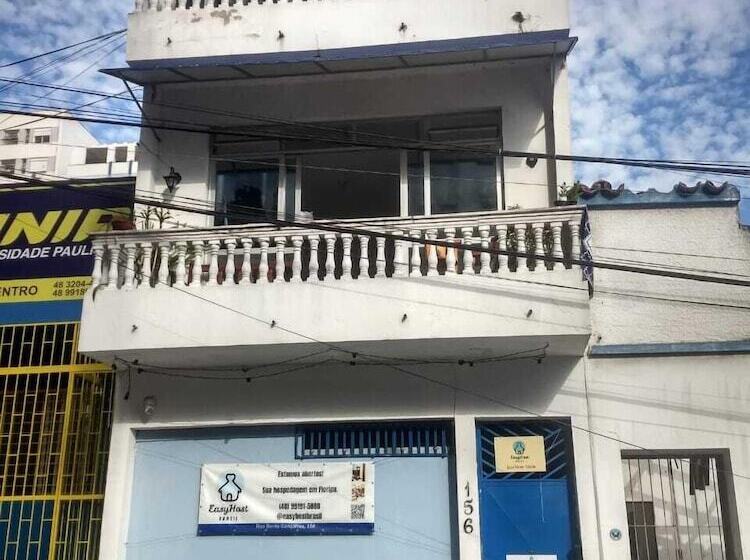 Easyhost Brasil Hostel