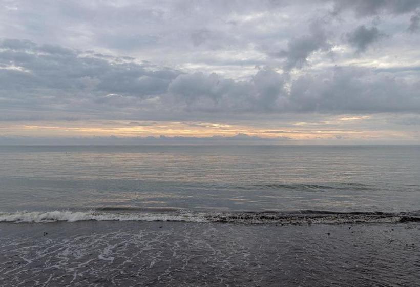 酒店 Cesmin Beach Cottages