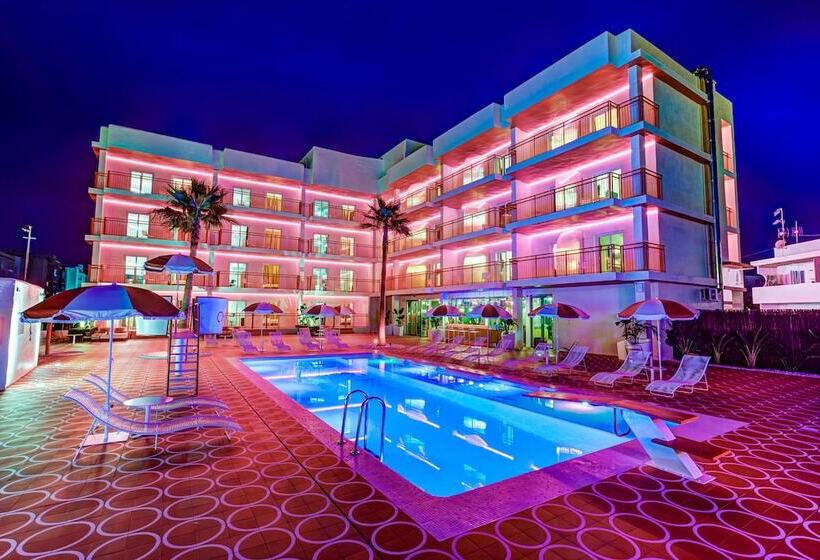 酒店 Romeos Ibiza Adults Only